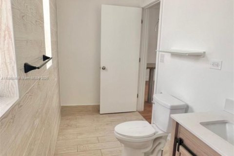 Снять в аренду виллу или дом в Майами-Бич, Флорида 498.7м2, № 1880344 - фото 11