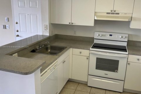 Купить кондоминиум в Форт-Лодердейл, Флорида 1 спальня, 73.76м2, № 1972916 - фото 13