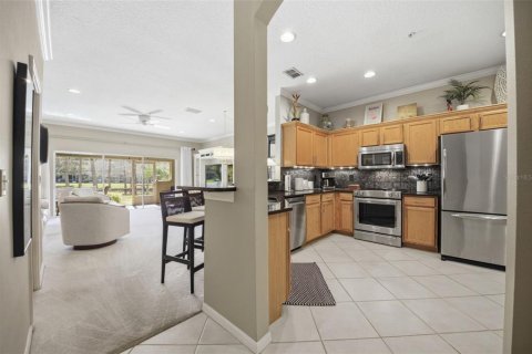 Townhouse in Madeira Beach, Florida 2 bedrooms, 141.58 sq.m. № 2198297 - photo 6