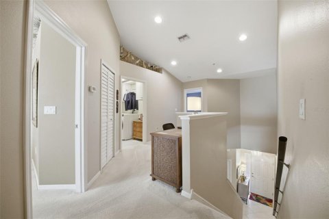 Townhouse in Madeira Beach, Florida 2 bedrooms, 141.58 sq.m. № 2198297 - photo 19