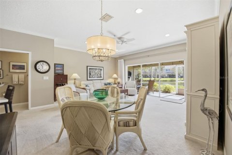 Townhouse in Madeira Beach, Florida 2 bedrooms, 141.58 sq.m. № 2198297 - photo 15
