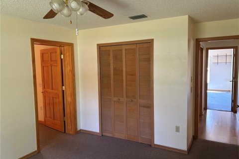 House in Brooksville, Florida 4 bedrooms, 238.2 sq.m. № 2394241 - photo 22