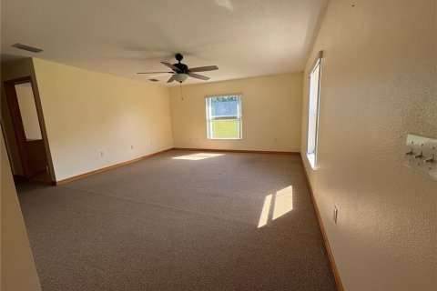House in Brooksville, Florida 4 bedrooms, 238.2 sq.m. № 2394241 - photo 15