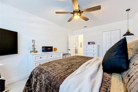 Condo in Gulfport, Florida, 1 bedroom  № 2203688 - photo 17