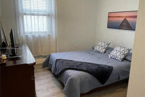 House in Homestead, Florida 5 bedrooms, 226.4 sq.m. № 1925521 - photo 15