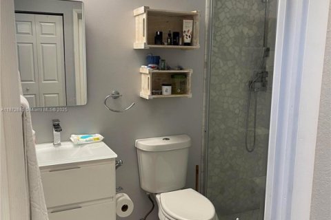 House in Homestead, Florida 5 bedrooms, 226.4 sq.m. № 1925521 - photo 3