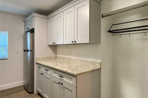 Appartement à louer à Eustis, Floride: 2 chambres, 91.69 m2 № 2426973 - photo 4