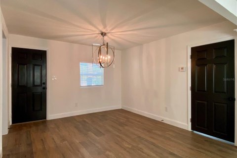 Appartement à louer à Eustis, Floride: 2 chambres, 91.69 m2 № 2426973 - photo 10