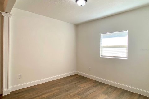 Appartement à louer à Eustis, Floride: 2 chambres, 91.69 m2 № 2426973 - photo 11