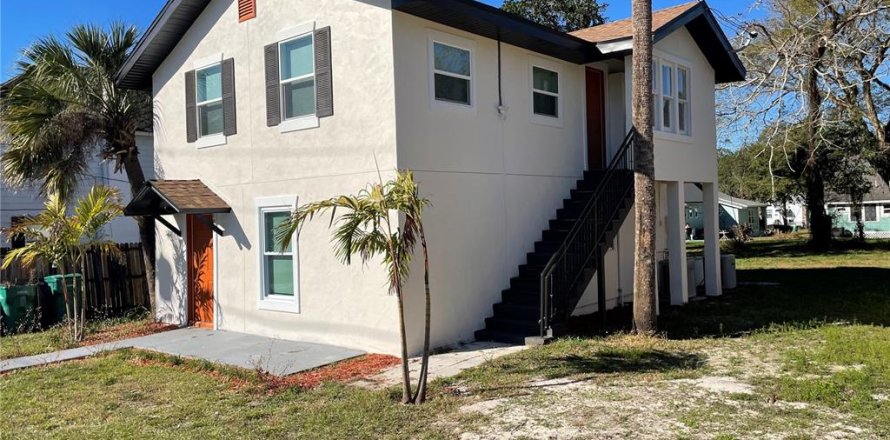 Appartement à Eustis, Floride 2 chambres, 91.69 m2 № 2426973