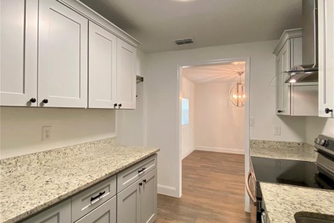 Appartement à louer à Eustis, Floride: 2 chambres, 91.69 m2 № 2426973 - photo 5