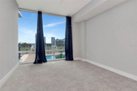 Condo in Tampa, Florida, 2 bedrooms  № 1893602 - photo 21