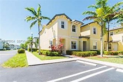 Таунхаус в Хомстед, Флорида 3 спальни, 126.81м2 № 2045600