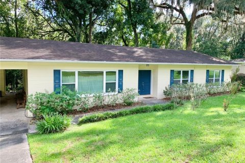 Casa en Gainesville, Florida 4 dormitorios, 188.59 m2 № 2379467