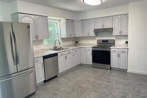Casa en alquiler en Gainesville, Florida, 3 dormitorios, 111.67 m2 № 1902234 - foto 2