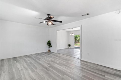 Casa en alquiler en Gainesville, Florida, 3 dormitorios, 111.67 m2 № 1902234 - foto 6