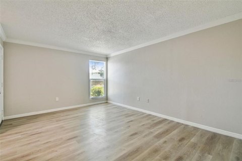 Condo in Tarpon Springs, Florida, 3 bedrooms  № 2167552 - photo 10