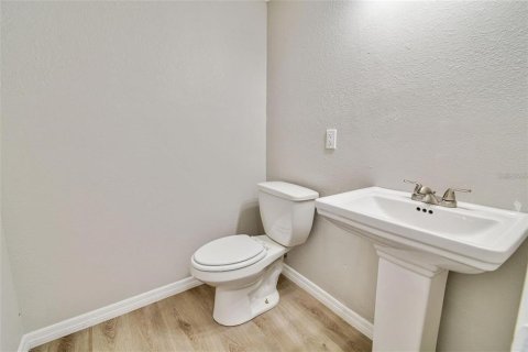 Condo in Tarpon Springs, Florida, 3 bedrooms  № 2167552 - photo 17