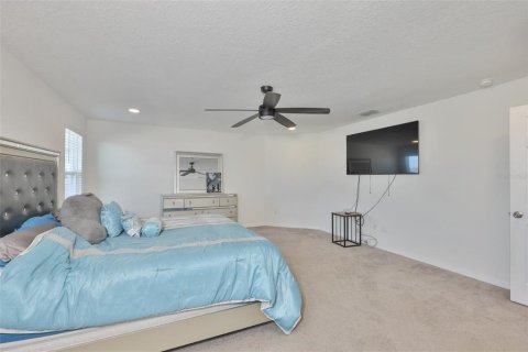 House in Wimauma, Florida 5 bedrooms, 304.53 sq.m. № 2216215 - photo 13