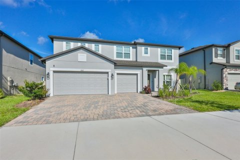 House in Wimauma, Florida 5 bedrooms, 304.53 sq.m. № 2216215 - photo 22