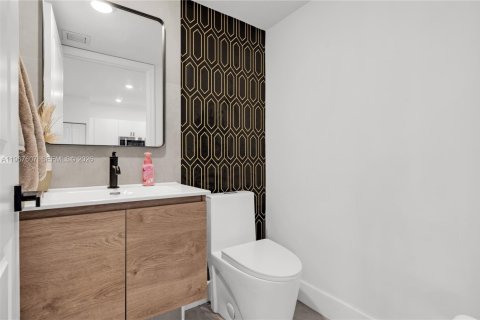 Adosado en venta en Miami Gardens, Florida, 3 dormitorios, 131.83 m2 № 2029705 - foto 24