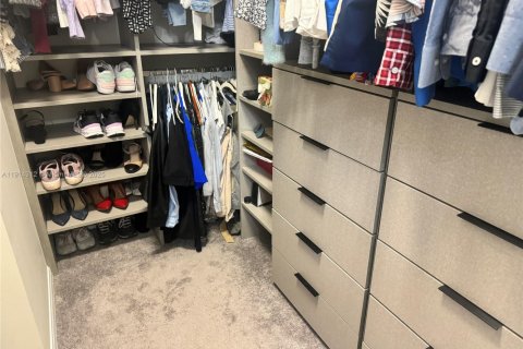 Купить виллу или дом в Окленд-Парк, Флорида 3 спальни, 182.65м2, № 1973595 - фото 21