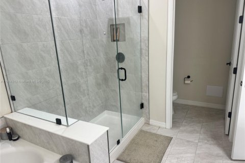 Купить виллу или дом в Окленд-Парк, Флорида 3 спальни, 182.65м2, № 1973595 - фото 25