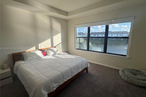 Купить виллу или дом в Окленд-Парк, Флорида 3 спальни, 182.65м2, № 1973595 - фото 19