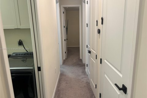 Купить виллу или дом в Окленд-Парк, Флорида 3 спальни, 182.65м2, № 1973595 - фото 30