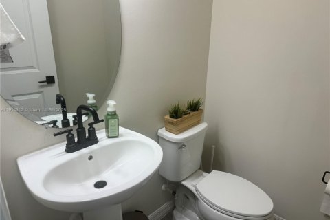 Купить виллу или дом в Окленд-Парк, Флорида 3 спальни, 182.65м2, № 1973595 - фото 7