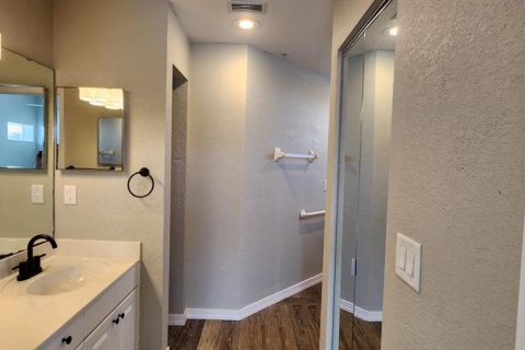 Copropriété à louer à Bradenton, Floride: 2 chambres, 125.05 m2 № 1540628 - photo 9