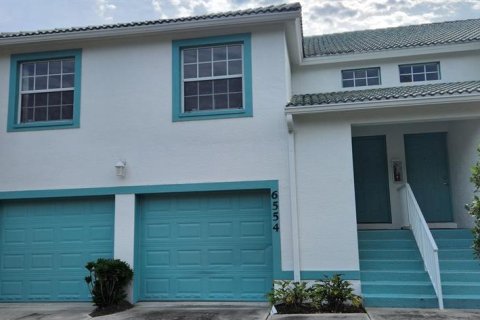 Copropriété à louer à Bradenton, Floride: 2 chambres, 125.05 m2 № 1540628 - photo 1