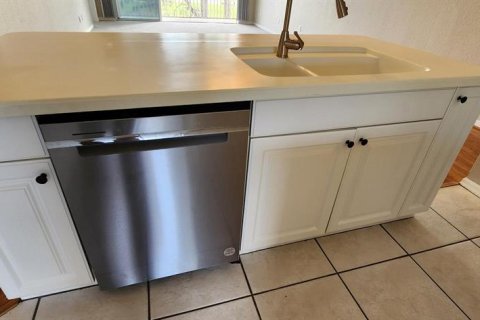 Copropriété à louer à Bradenton, Floride: 2 chambres, 125.05 m2 № 1540628 - photo 5