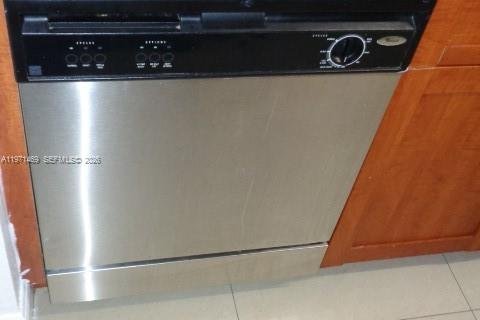 Condo in Miami, Florida, 1 bedroom  № 2042244 - photo 11