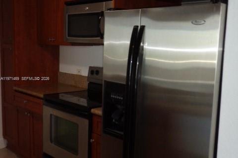Condo in Miami, Florida, 1 bedroom  № 2042244 - photo 9