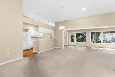 Купить виллу или дом в Гудзон, Флорида 8 комнат, 152.55м2, № 1785293 - фото 13