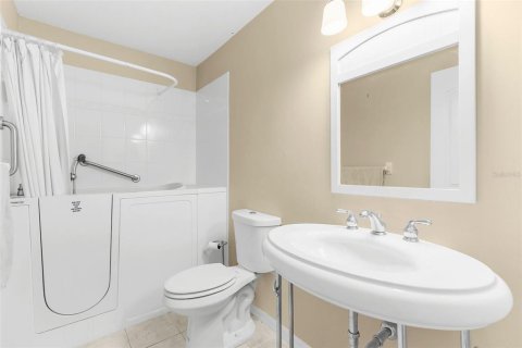 Купить виллу или дом в Гудзон, Флорида 8 комнат, 152.55м2, № 1785293 - фото 18