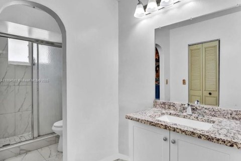 Villa ou maison à vendre à Pembroke Pines, Floride: 3 chambres, 173.08 m2 № 1930429 - photo 19