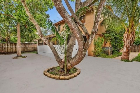 Villa ou maison à vendre à Pembroke Pines, Floride: 3 chambres, 173.08 m2 № 1930429 - photo 28