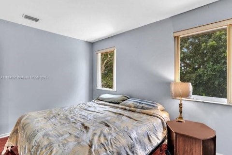 Villa ou maison à vendre à Pembroke Pines, Floride: 3 chambres, 173.08 m2 № 1930429 - photo 13