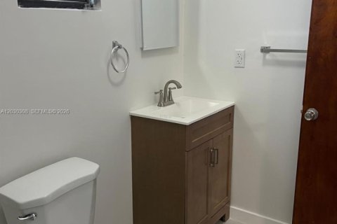 Apartamento en alquiler en Miami, Florida, 1 dormitorio, 63.17 m2 № 2077415 - foto 3