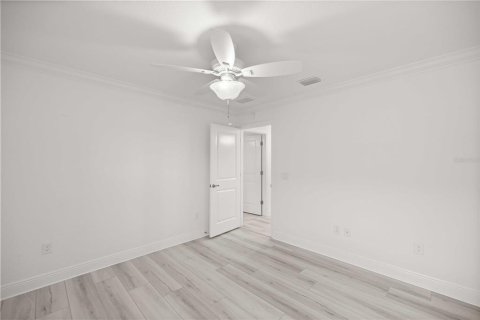 Casa en venta en Oxford, Florida, 3 dormitorios, 163.14 m2 № 2157142 - foto 23