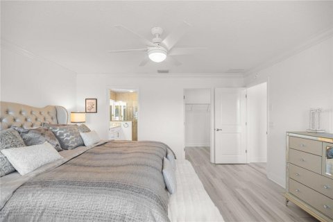 Casa en venta en Oxford, Florida, 3 dormitorios, 163.14 m2 № 2157142 - foto 13
