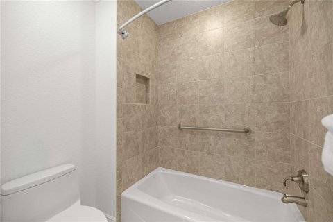 Casa en venta en Oxford, Florida, 3 dormitorios, 163.14 m2 № 2157142 - foto 21