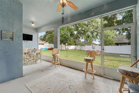 House in Grand Island, Florida 3 bedrooms, 189.71 sq.m. № 2312388 - photo 17
