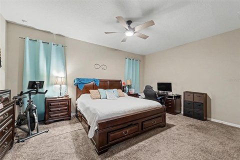 House in Grand Island, Florida 3 bedrooms, 189.71 sq.m. № 2312388 - photo 9