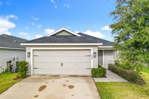 House in Davenport, Florida 3 bedrooms, 139.91 sq.m. № 1894632 - photo 1