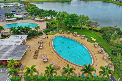 Condominio en venta en West Palm Beach, Florida, 2 dormitorios, 74.14 m2 № 2174347 - foto 15