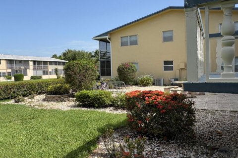 Condominio en venta en West Palm Beach, Florida, 2 dormitorios, 74.14 m2 № 2174347 - foto 29