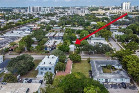 Casa en venta en Hollywood, Florida, 2 dormitorios, 142.14 m2 № 1983912 - foto 5